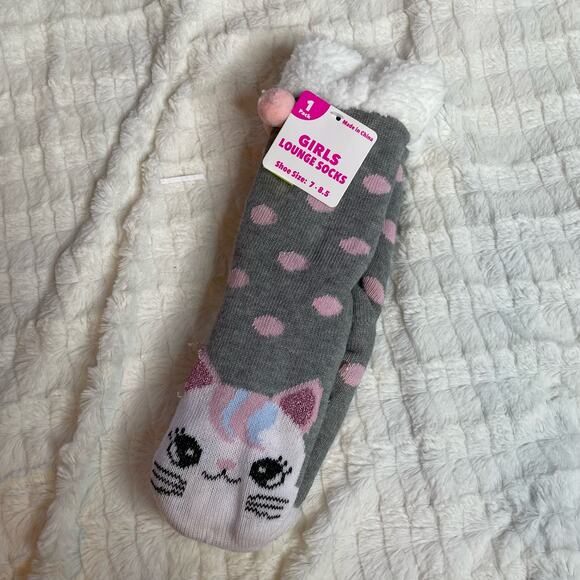 NWT Cat Fuzzy Slipper Socks New Pink Cute Womens 7-8.5 Grey Polka Dots - Picture 1 of 1